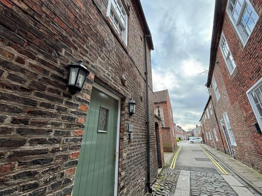 Quirky Cottage In The Historical Town Of Beverley Eksteriør bilde